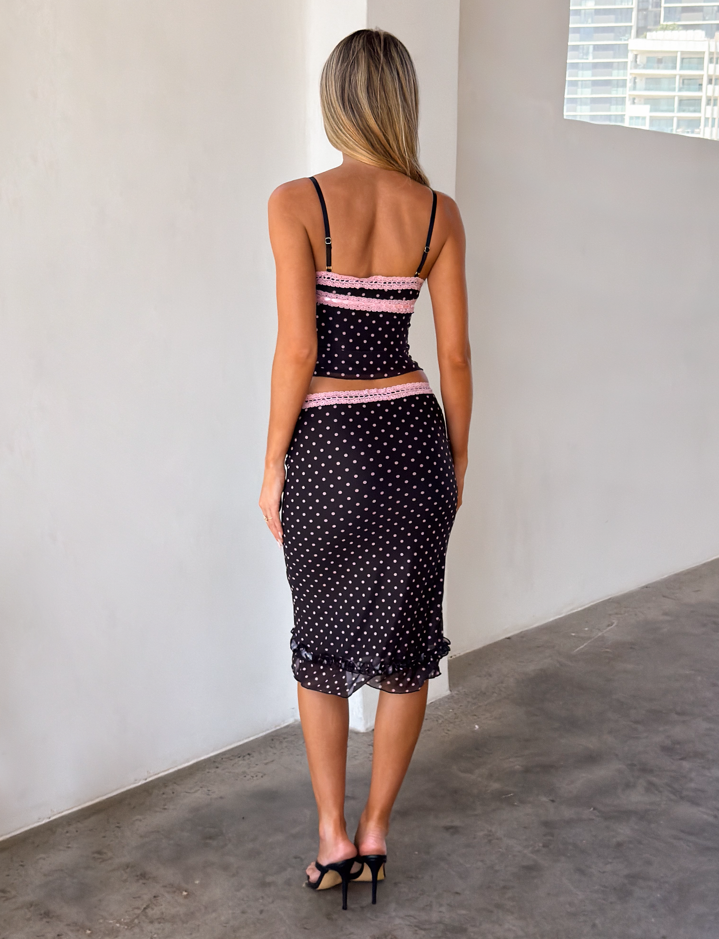 AMARA TOP - BLACK